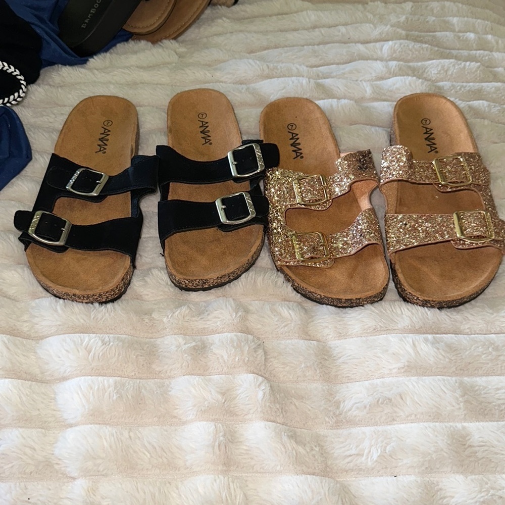 Two pairs size 7 sandal never worn - Picture 1 of 4